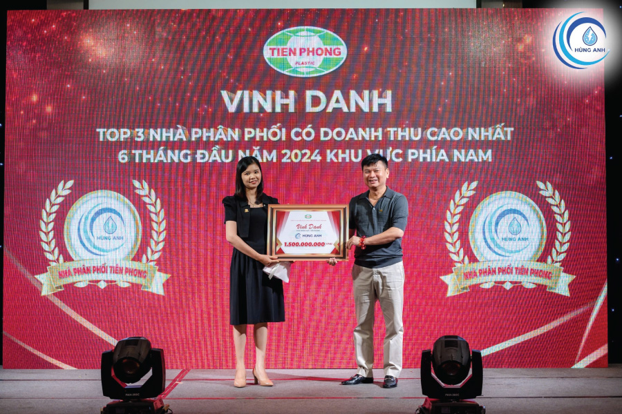 Xây Dựng Hùng Anh vinh dự đạt Top 1 nhà phân phối Nhựa Tiền Phong Nam theo doanh thu