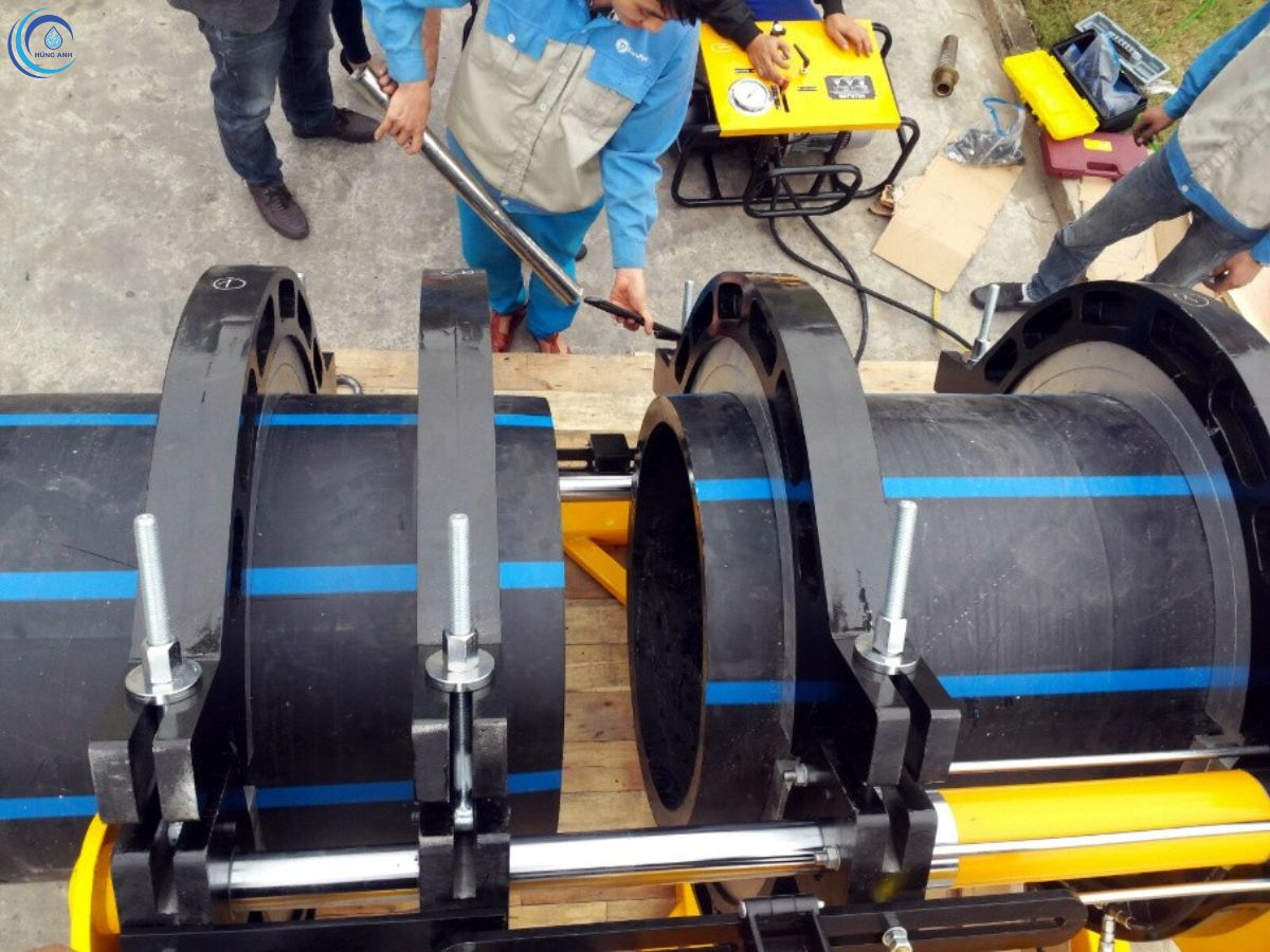 Lắp đặt ống HDPE Tiền Phong – giải pháp bền vững cho hệ thống ống dẫn