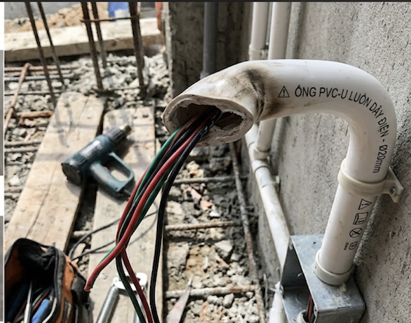 Đặt ống lỗi ống luồn dây điện PVC-U